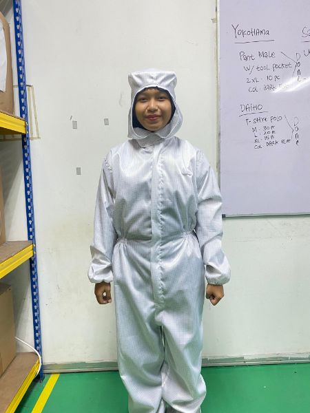 Picture of Jumpsuit - Class 100 Cleanroom Compatible, without Embroidering of A*STAR logo, Size 3XL